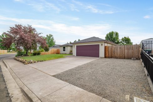 1226 MArilee St (26)