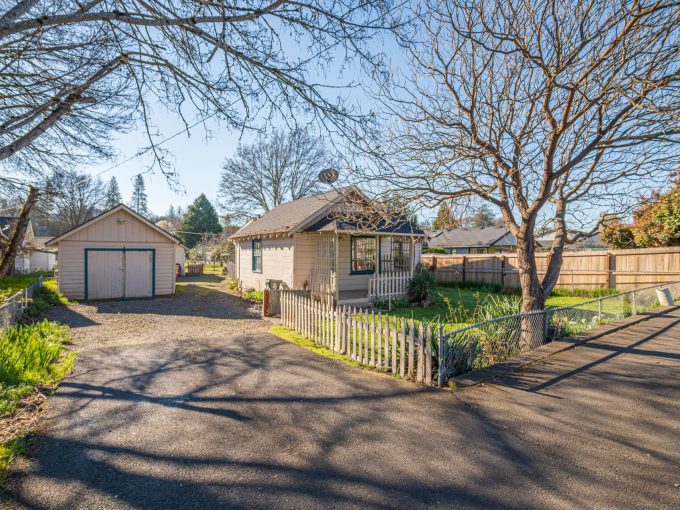 01 5 | Martin Outdoor Property Group