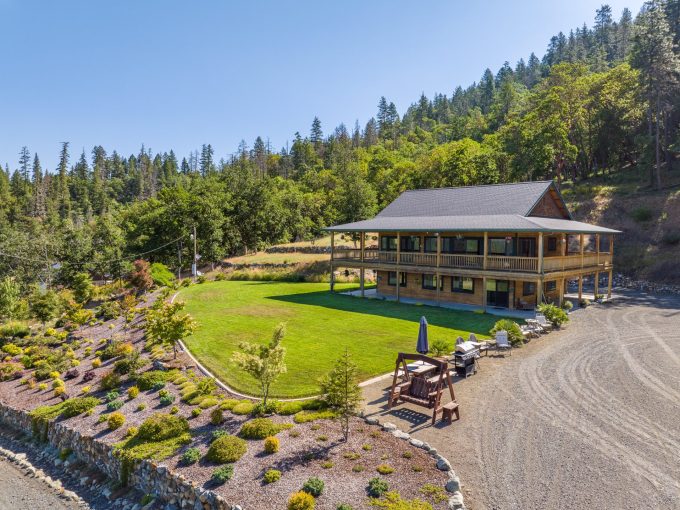 375 Crickett Ln 1 | Martin Outdoor Property Group