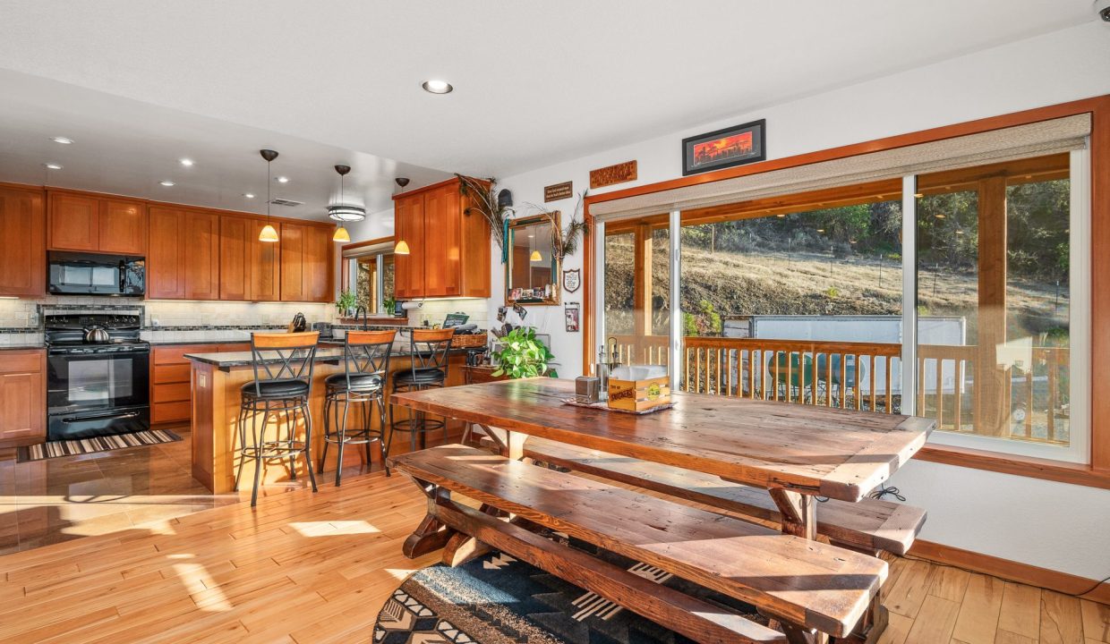 375 Crickett Ln (12)