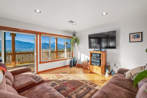 375 Crickett Ln (14)