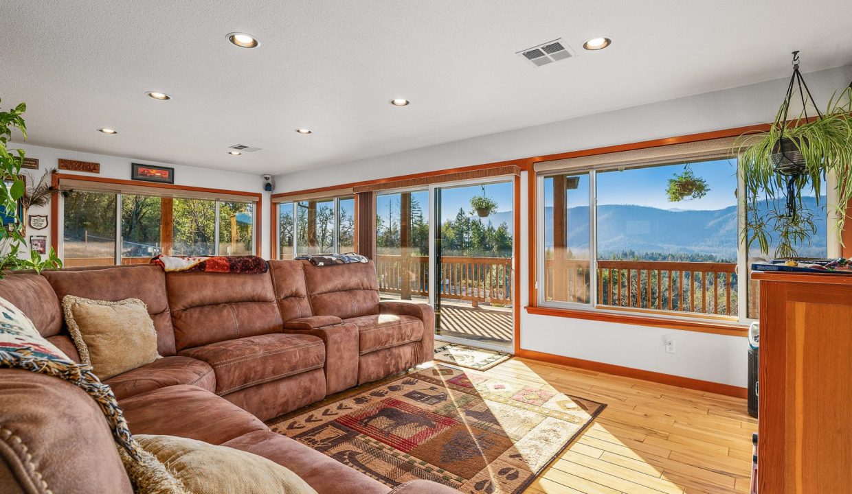 375 Crickett Ln (15)