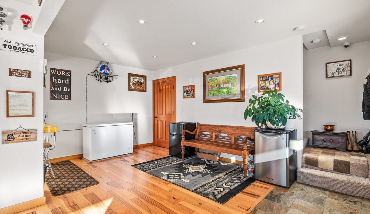 375 Crickett Ln (25)