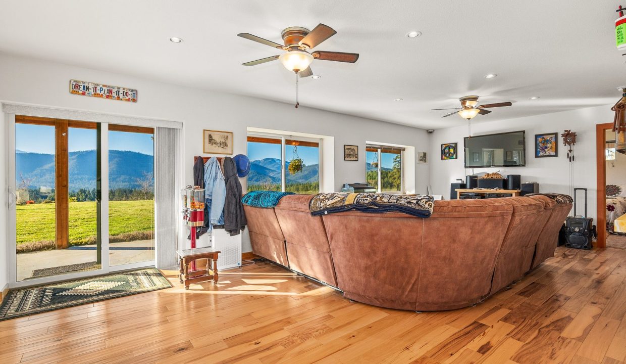 375 Crickett Ln (26)