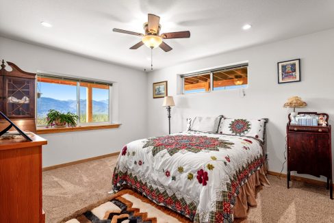 375 Crickett Ln (28)