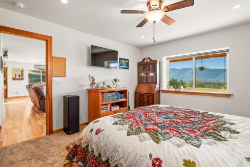 375 Crickett Ln (29)