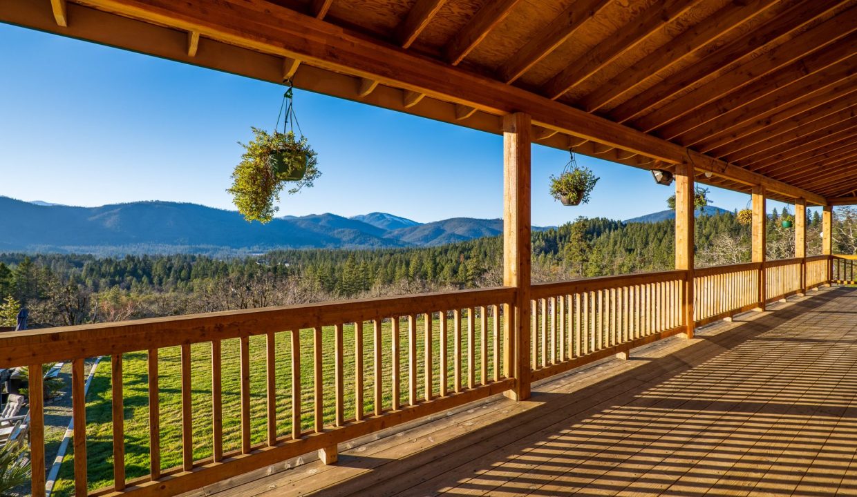 375 Crickett Ln (33)