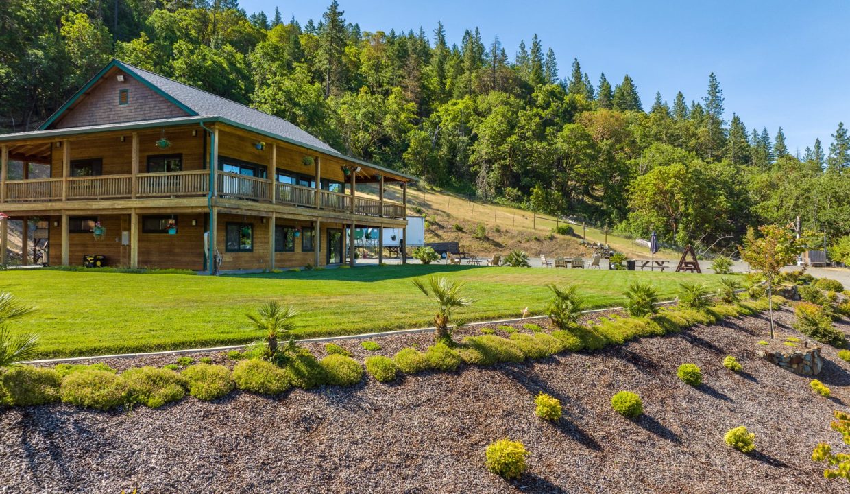 375 Crickett Ln (36)