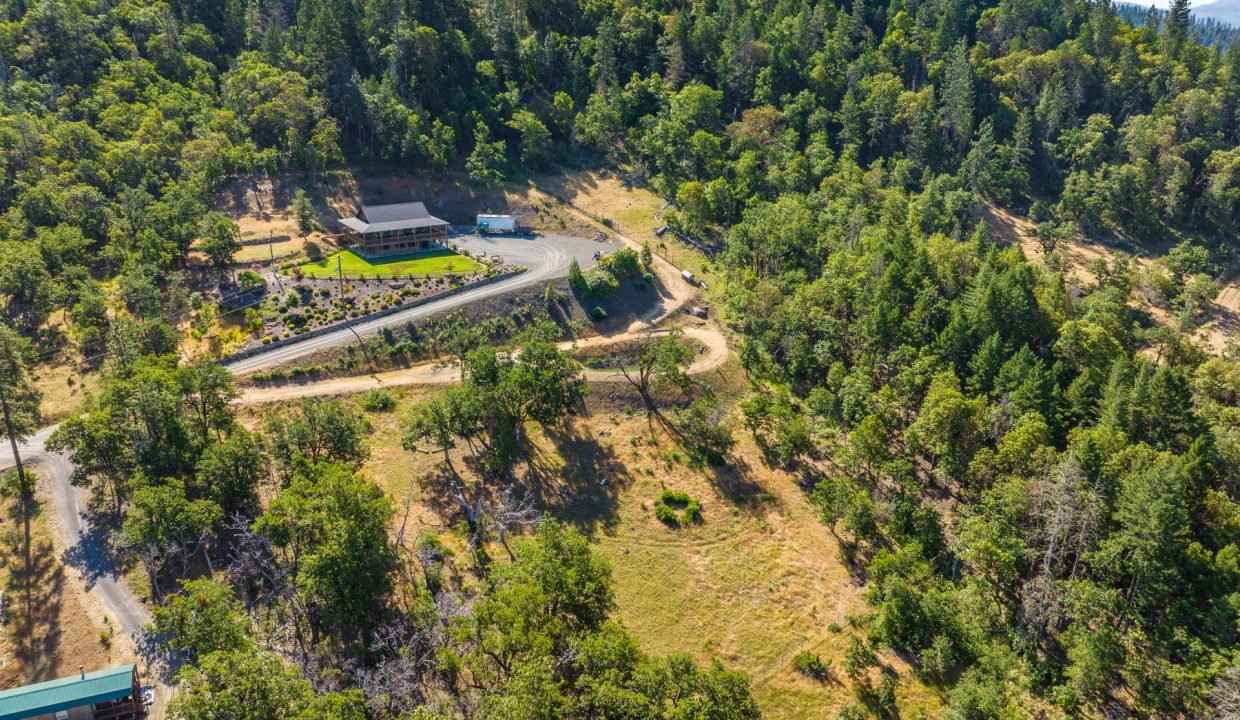 375 Crickett Ln (43)