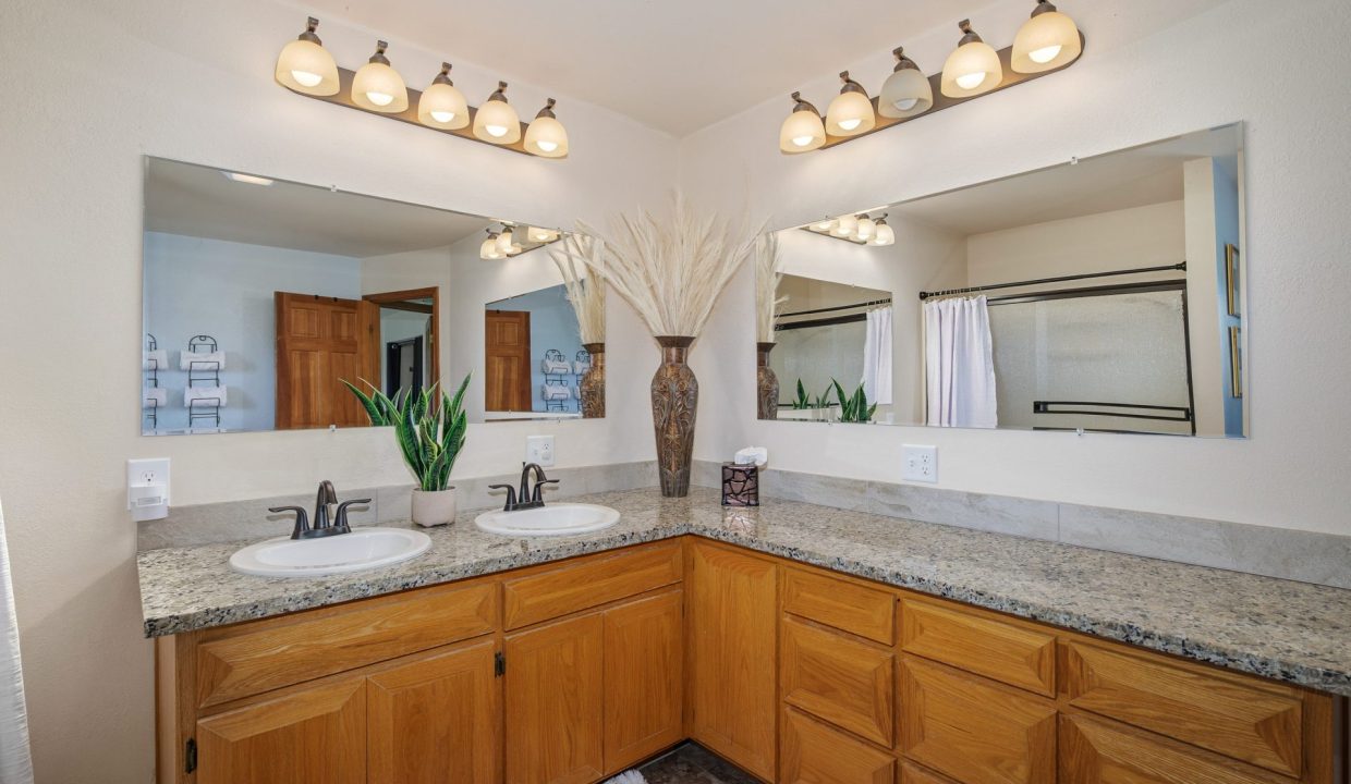 3850 E Antelope Rd (31)