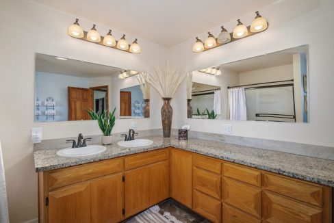 3850 E Antelope Rd (31)