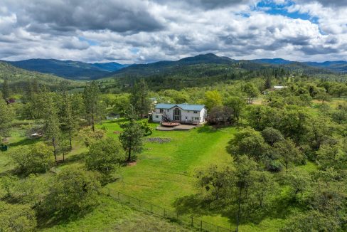 3850 E Antelope Rd (38)