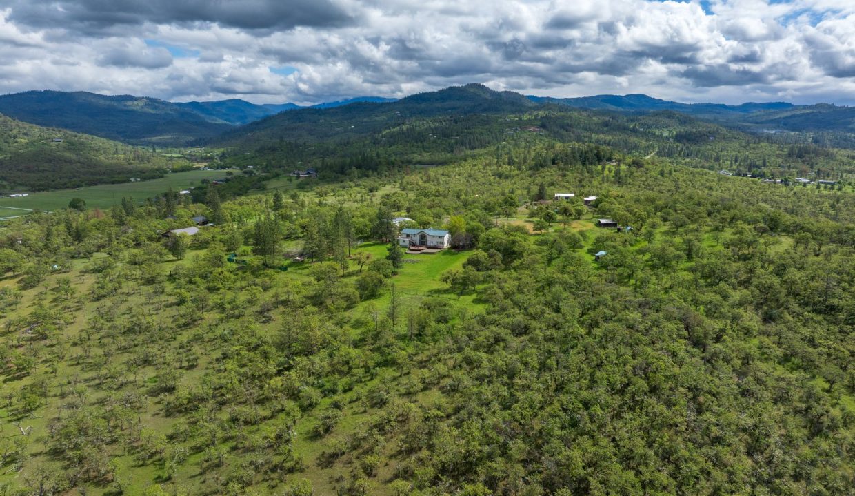 3850 E Antelope Rd (43)