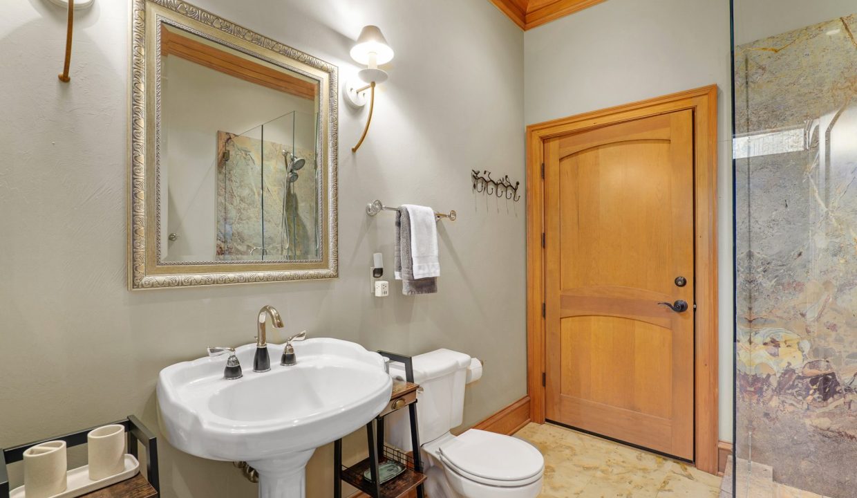 3998LittleApplegate50