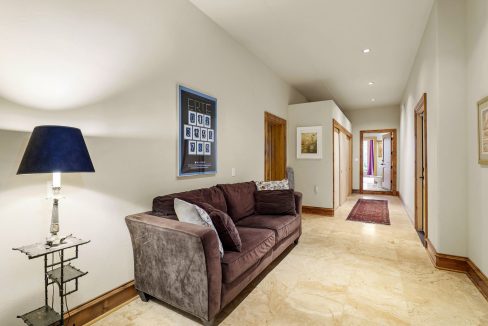 3998LittleApplegate51