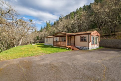 3998LittleApplegate66