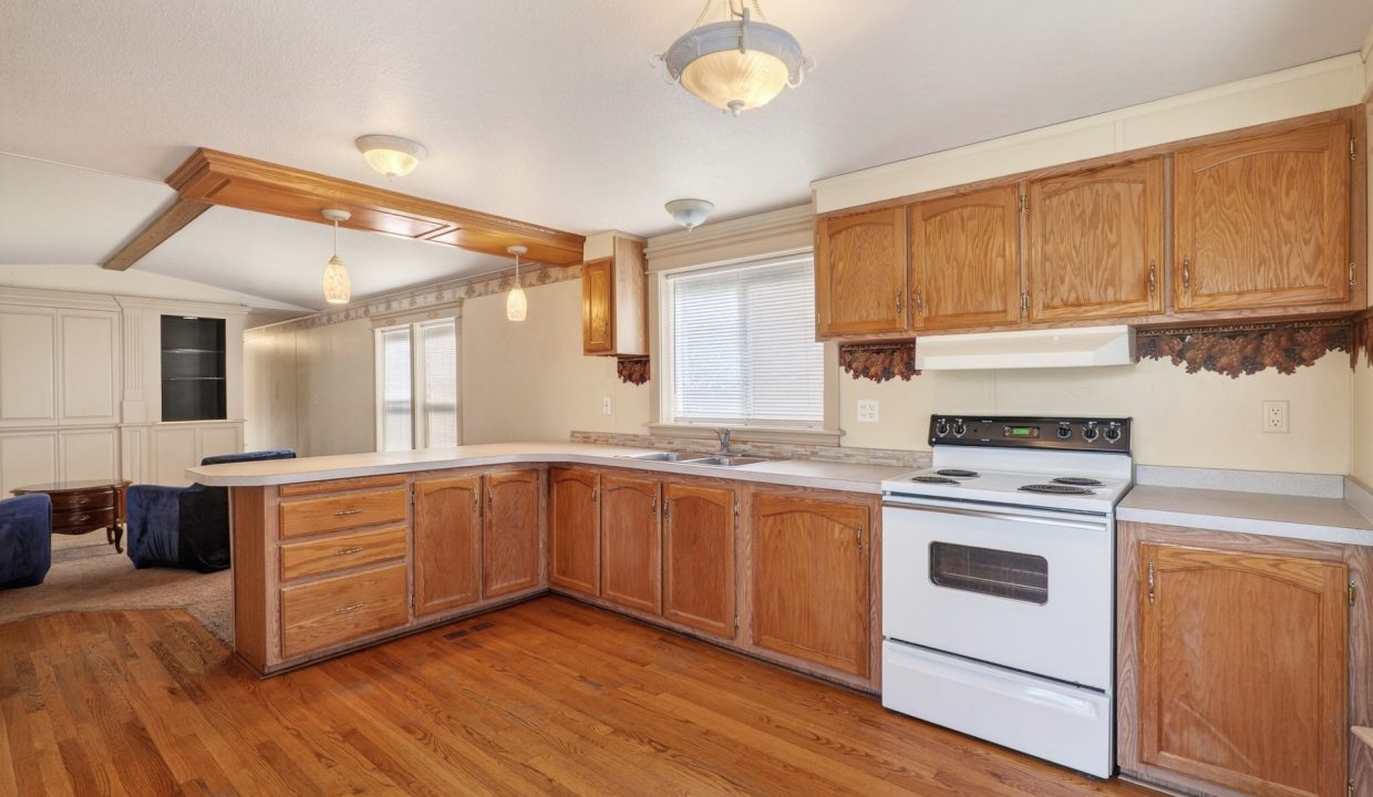 3998LittleApplegate67