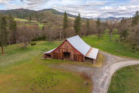 3998LittleApplegate69