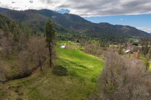 3998LittleApplegate74