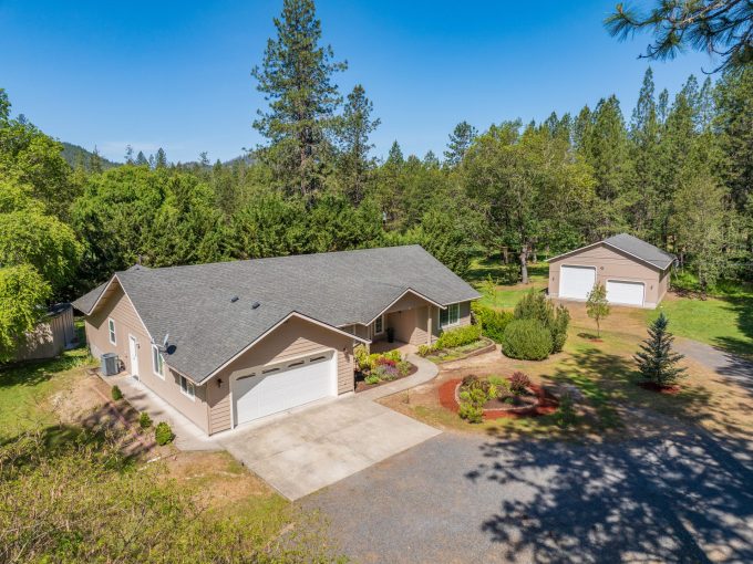 01 6 | Martin Outdoor Property Group