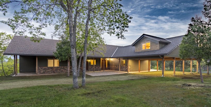 01 2 | Martin Outdoor Property Group